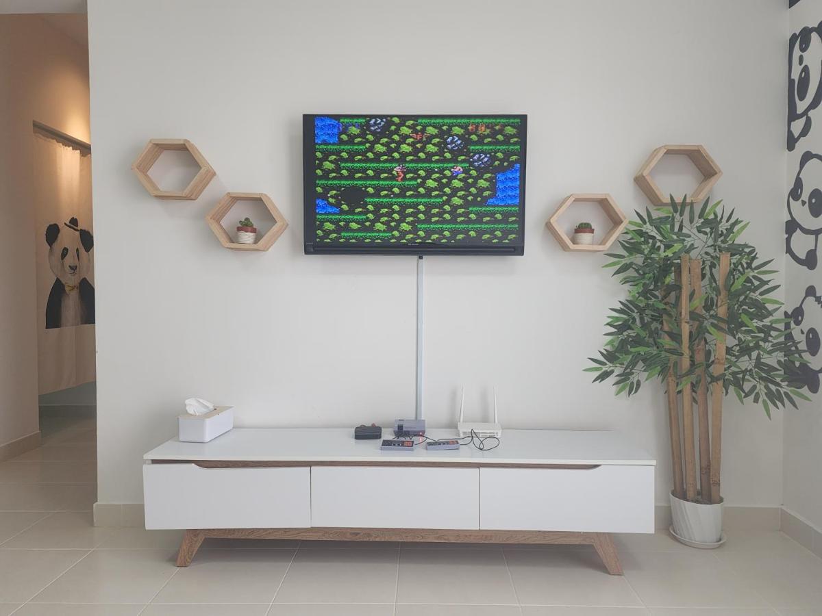 Apartmán Netflix Panda House 3B2R Rimbayu Kota Kemuning With Atari Games Teluk Panglima Garang Exteriér fotografie